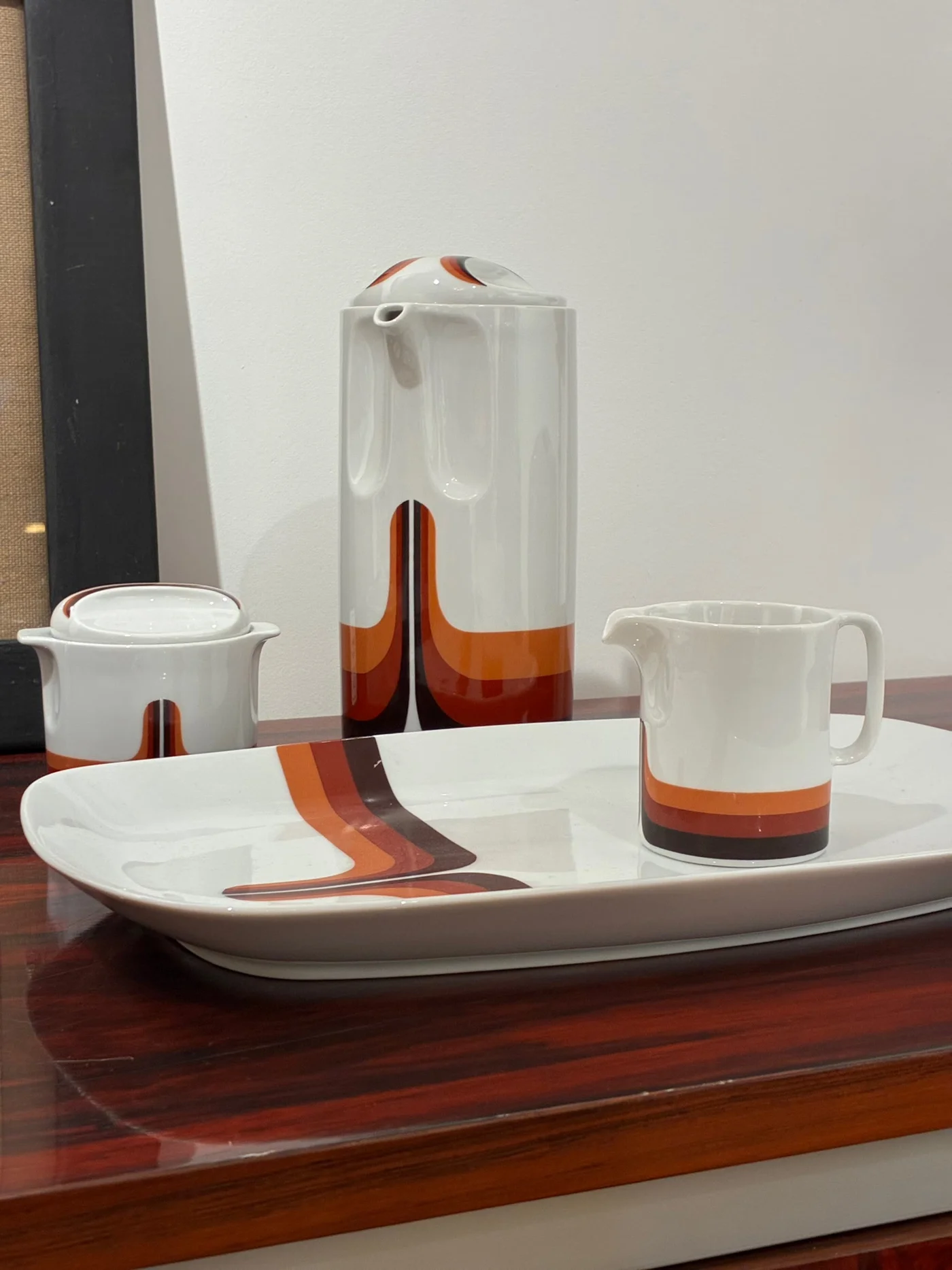 Service à diner et à café, vintage, en porcelaine - 56 pièces