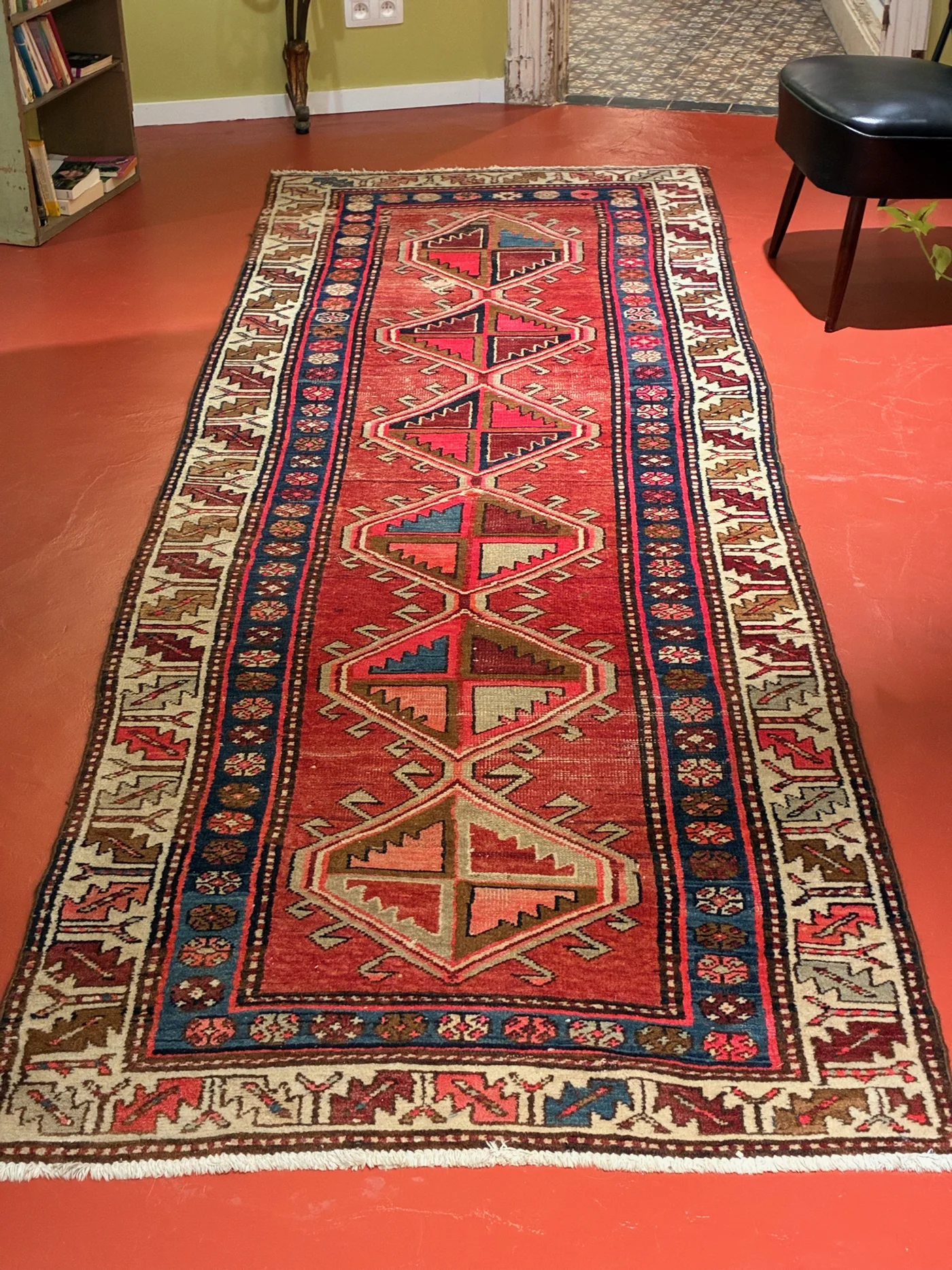 Tapis Couloir d’Orient iranien Malayer - Une restauration - 318 x 103 cm